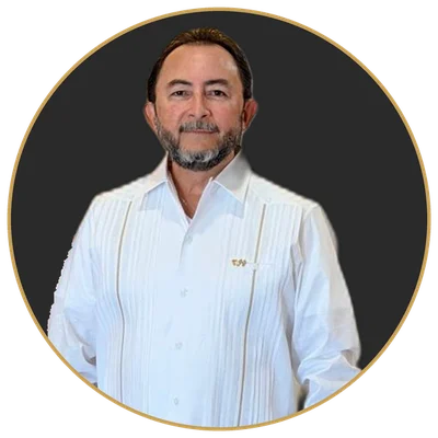 C.P. y PCPLDA Álvaro Enrique Traconis Flores, MF.